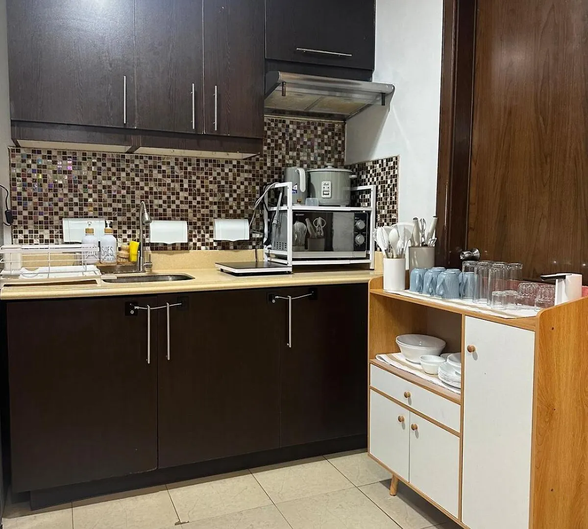 2-Bedroom Cozy Stay Near Bgc Manila