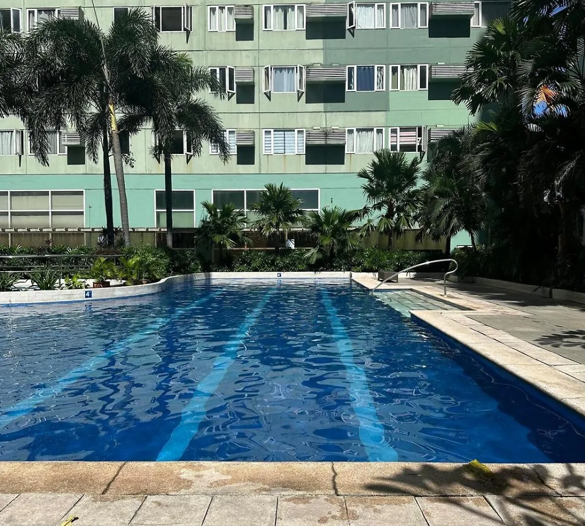 2-Bedroom Cozy Stay Near Bgc Manila